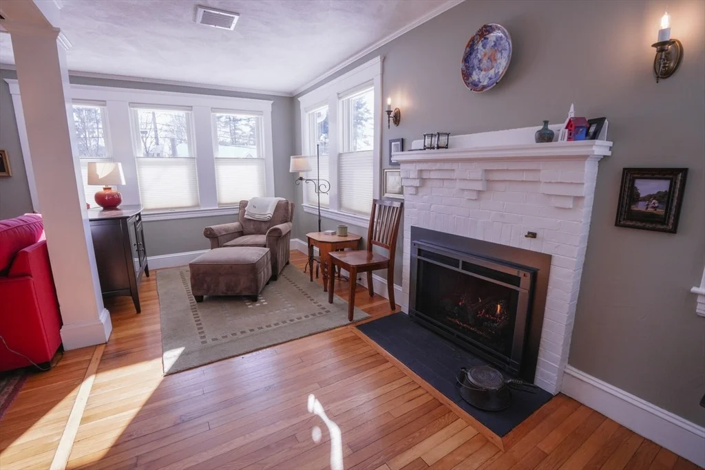 Photo of 447 Brook St.