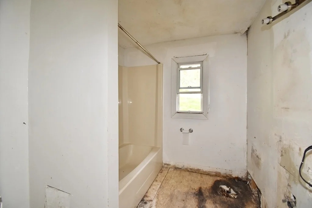 Photo of 319 Main St