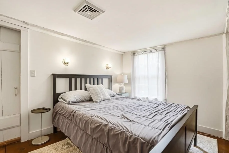 Photo of 52 Elm St