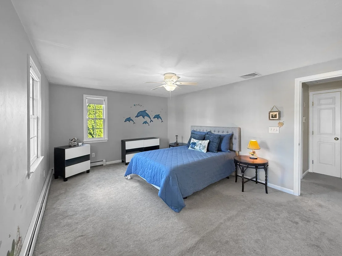 Photo of 5 Swan Cir