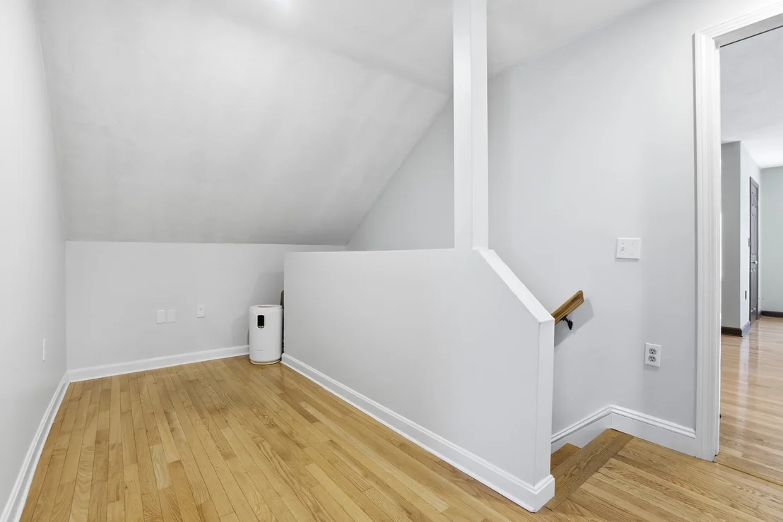 Photo of 145 Boylston Cir