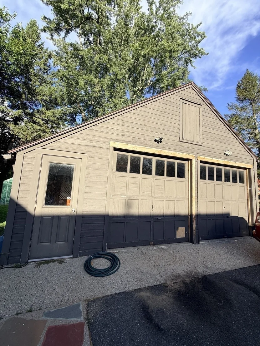 Photo of 169 Roosevelt Ave