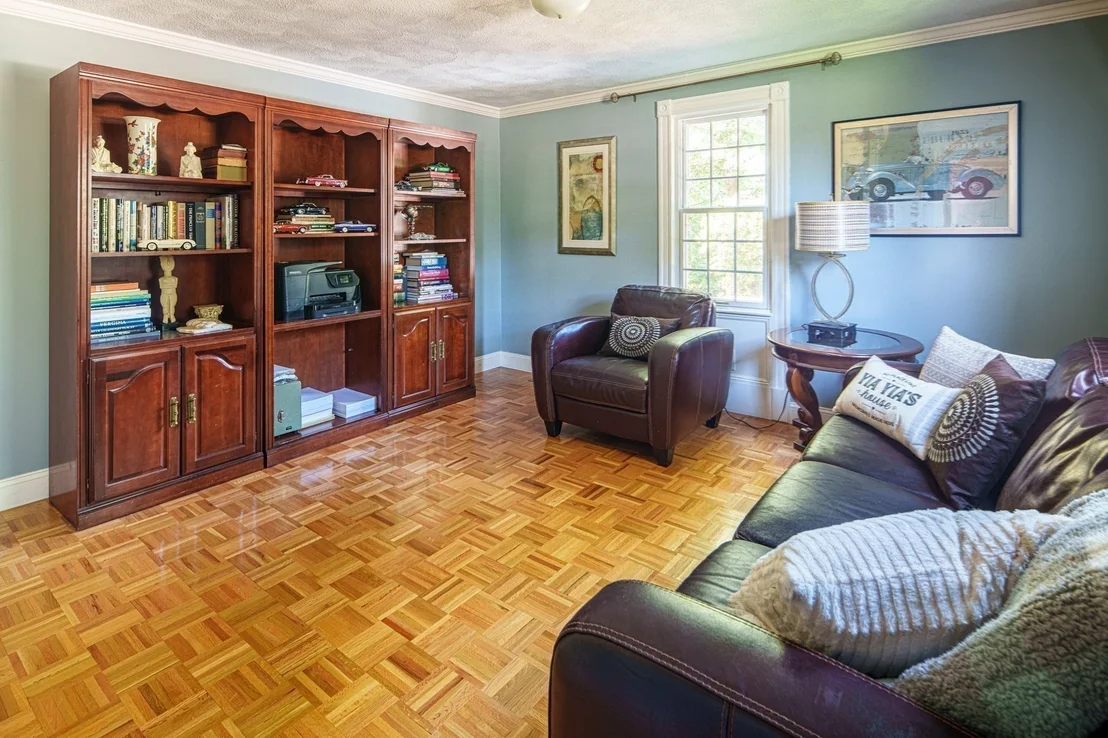 Photo of 12 Clarridge Circle