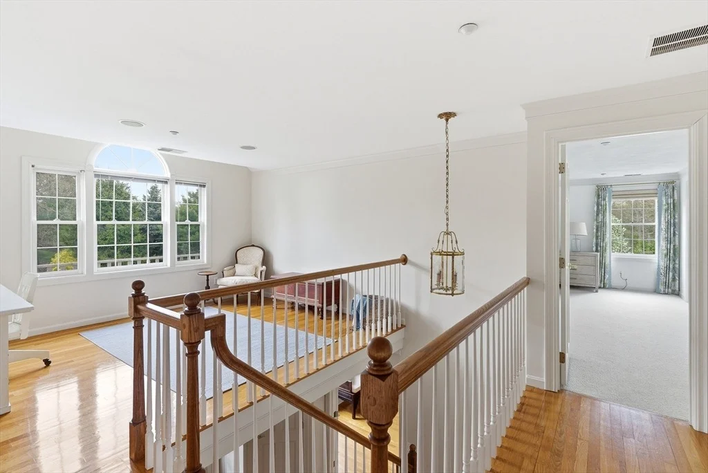 Photo of 8 Charles Davis Dr