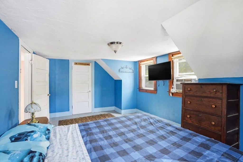 Photo of 13 Clapp Rd