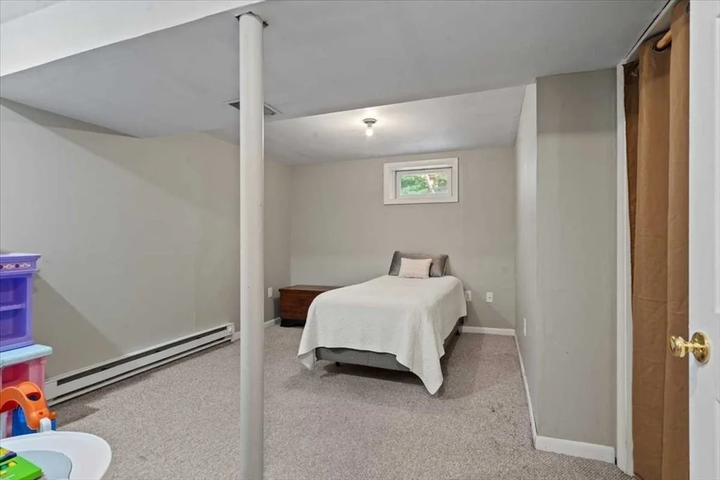 Photo of 7 Caroline Dr