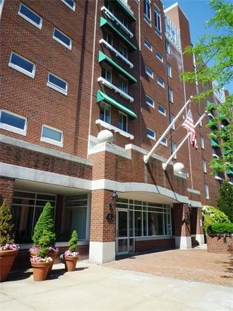 Photo of Unit 607 at 4 Canal Park