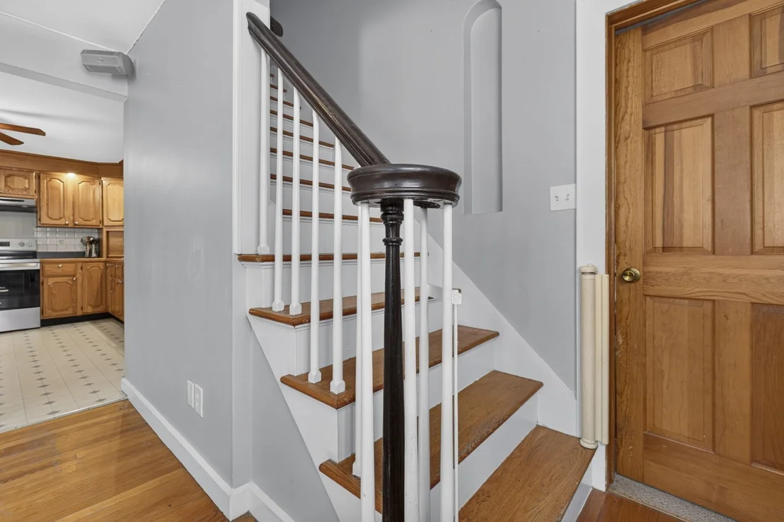 Photo of 8 Lyndale Rd