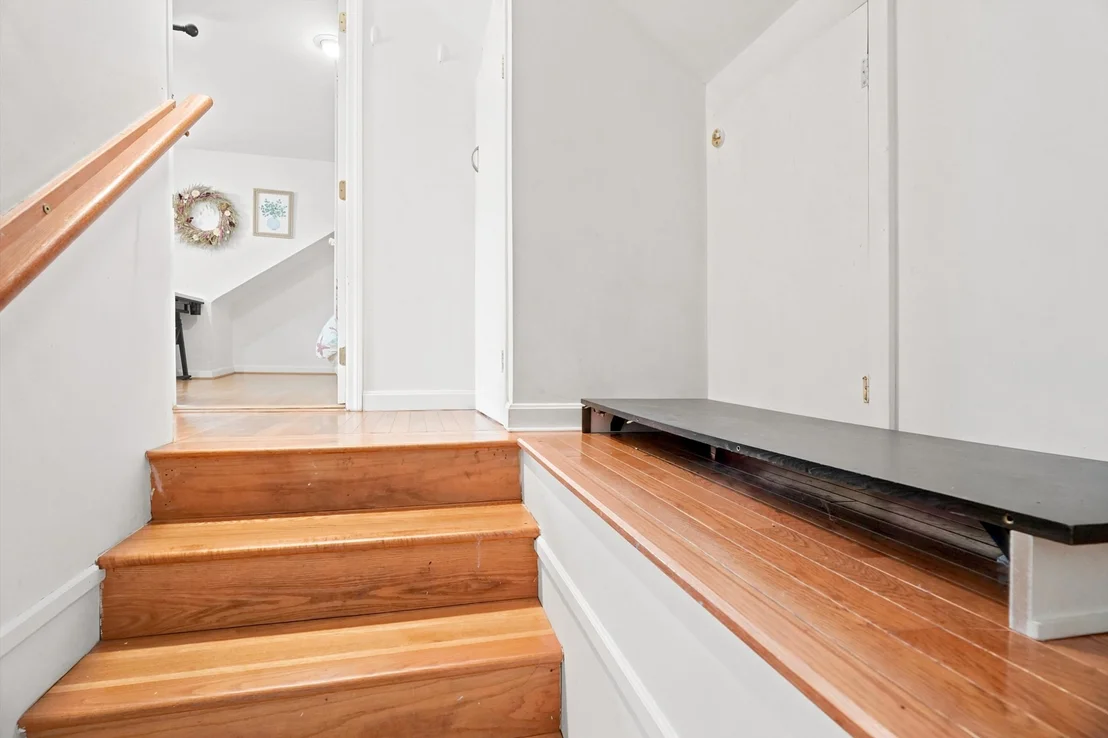 Photo of 166 Sandwich Rd