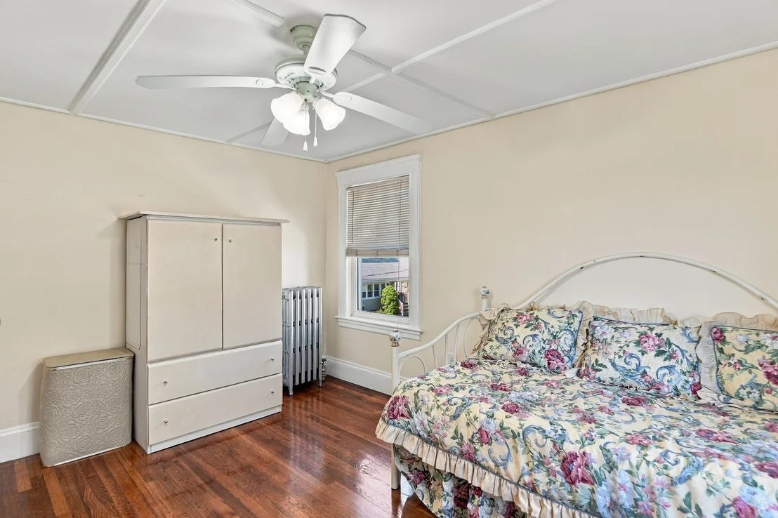 Photo of 7 Geneva Avenue