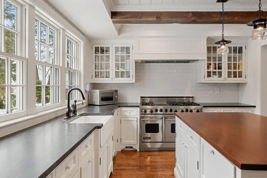 Photo of 25 Longmeadow Road