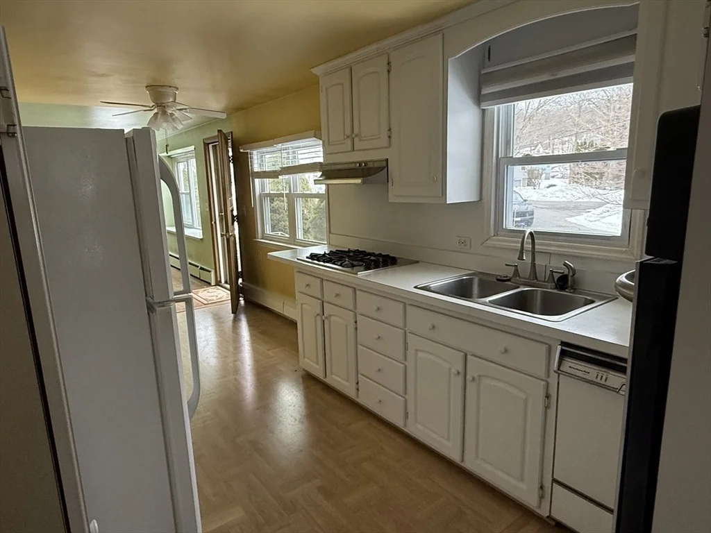 Photo of 8 Sycamore Cir