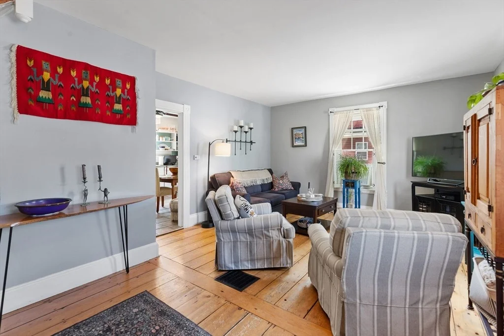 Photo of 3 Cottage St