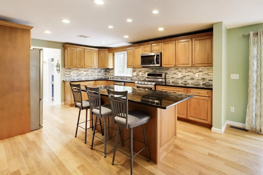 Photo of 24 Meadow Ln