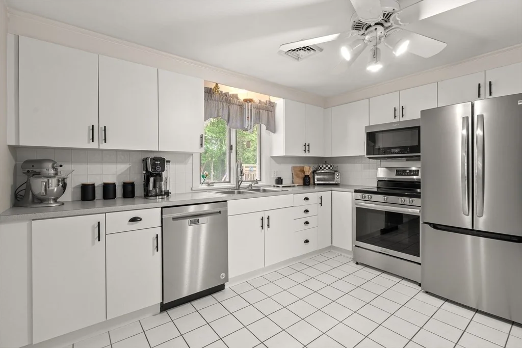 Photo of 24 Barberry Drive