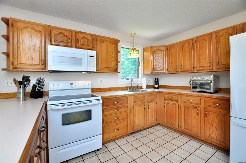 Photo of 154 Brook Ln