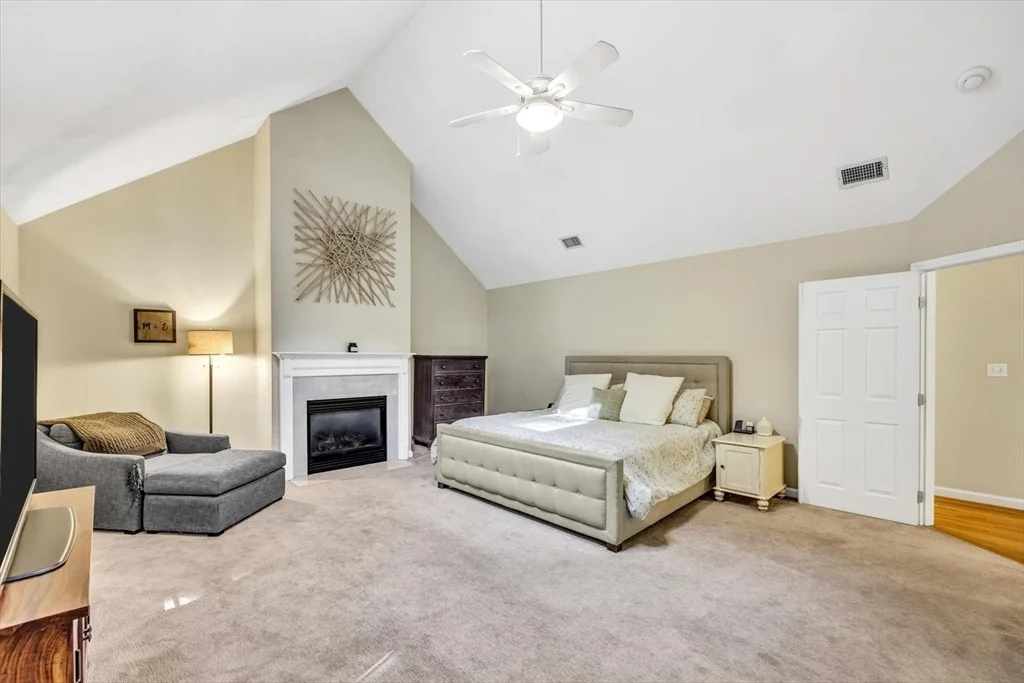Photo of 55 Shipyard Ln