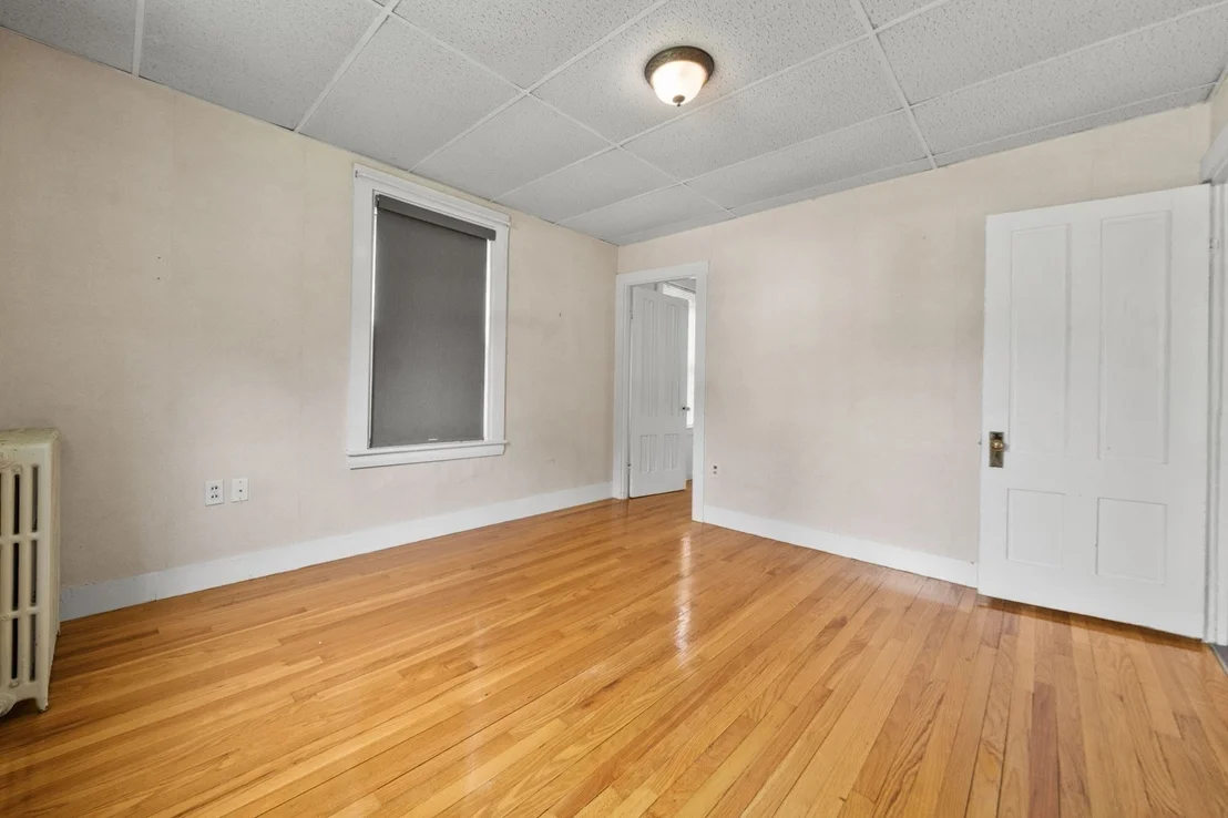 Photo of 76 Harrison Ave