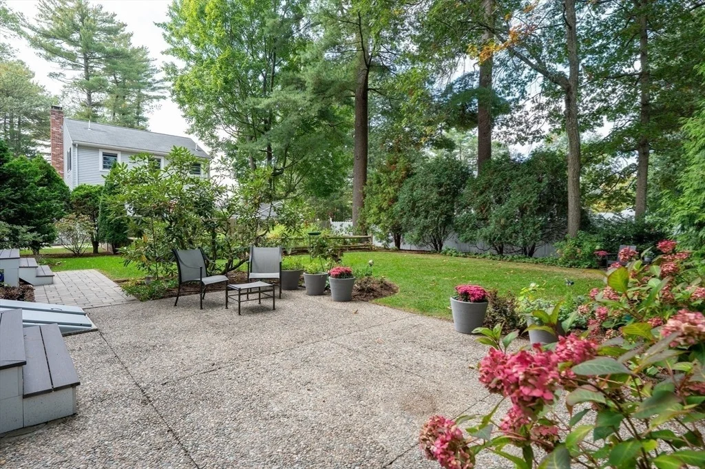 Photo of 5 Crest Road