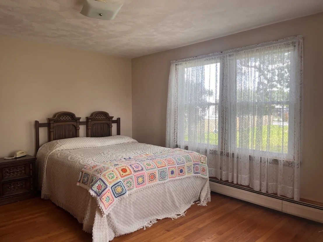 Photo of 33 Rand Ave