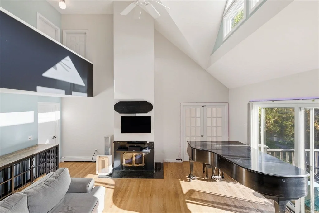 Photo of 37 Rydal Mount Dr
