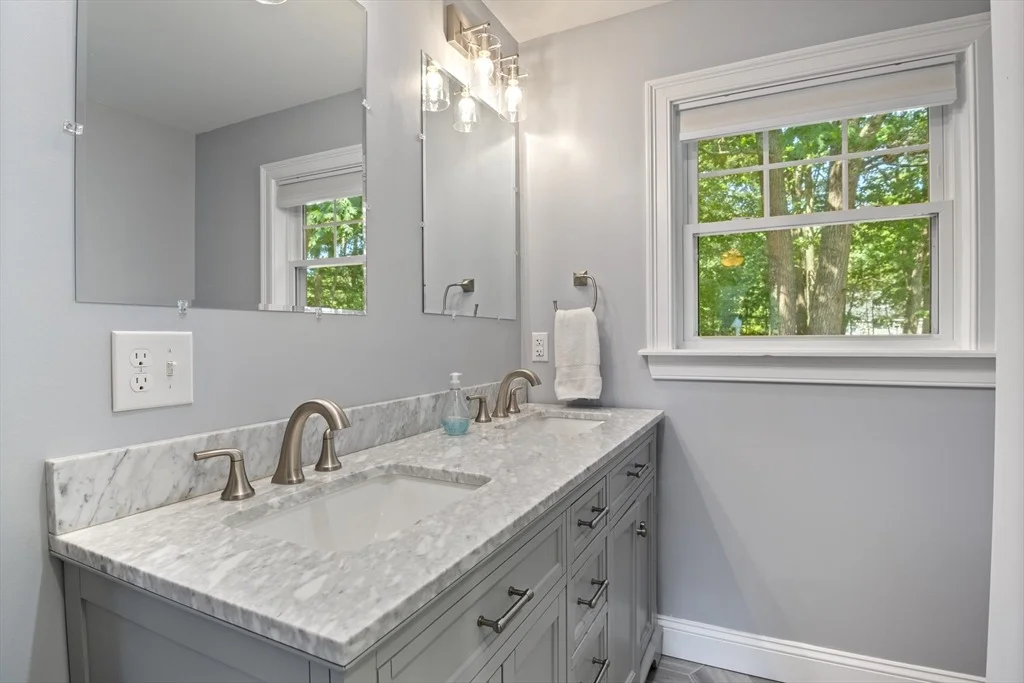 Photo of 275 Wells Highlands