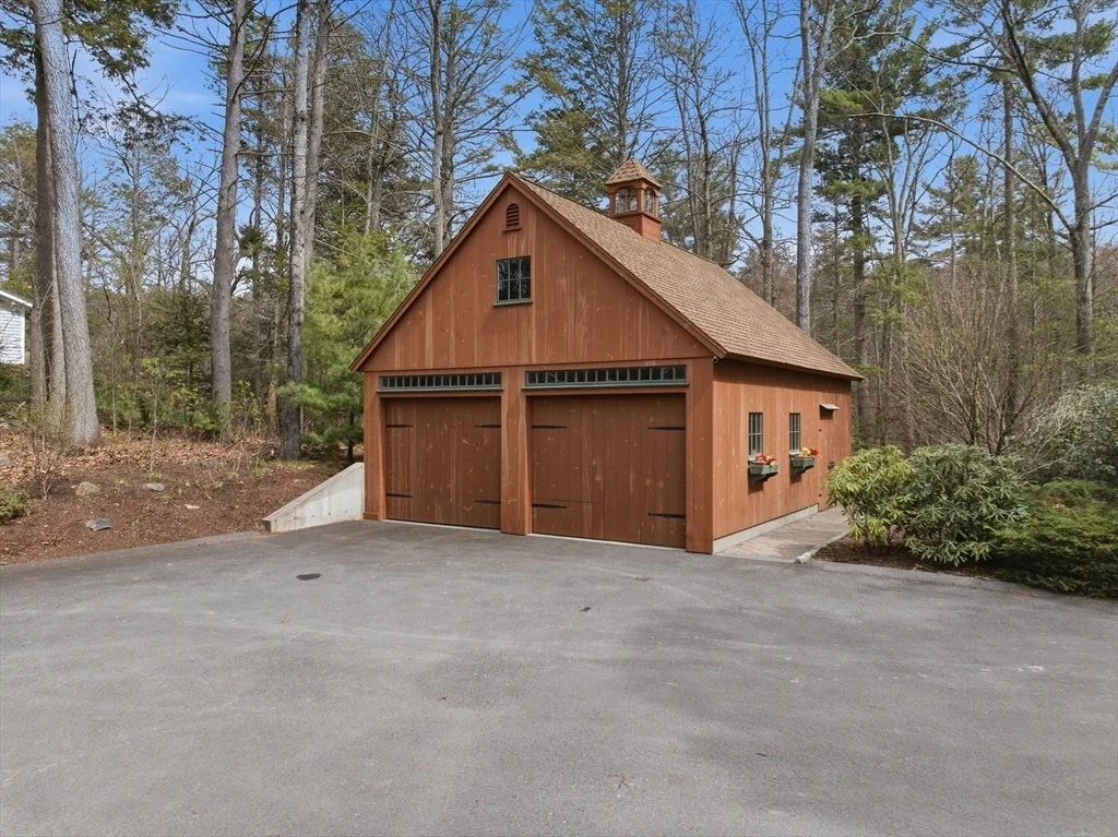 Photo of 72 Warren Ave