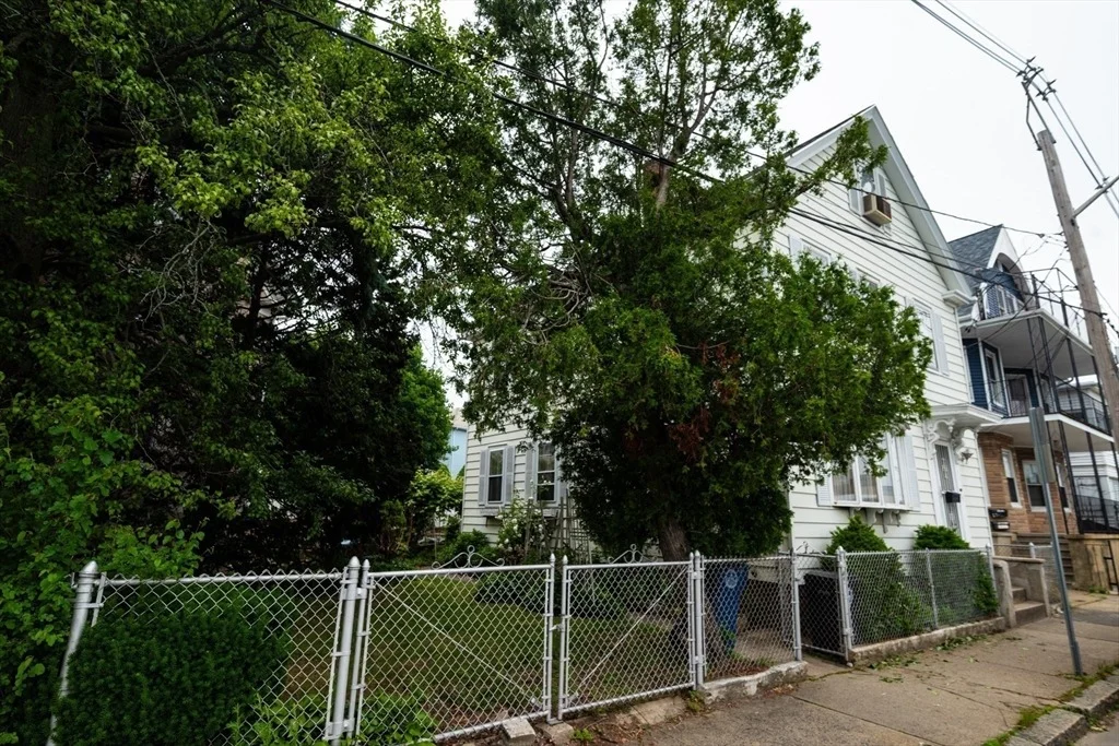 Photo of 102 Margin St