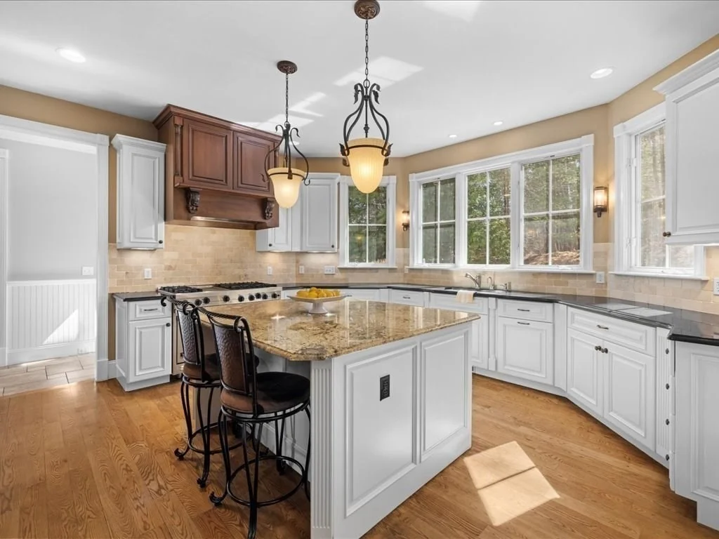 Photo of 2 Copperbeech Circle