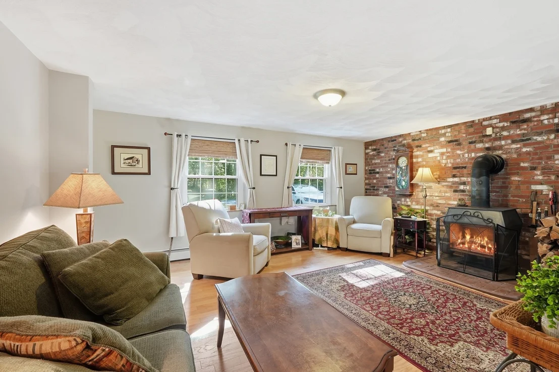 Photo of 137 Parker Rd