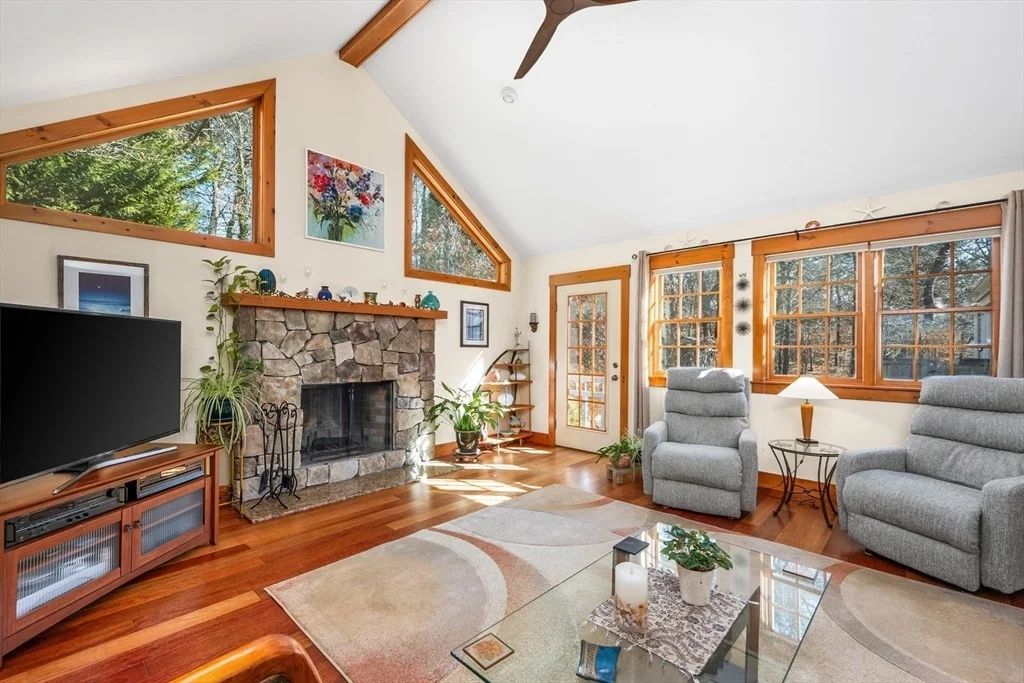 Photo of 105 Great Fields Rd