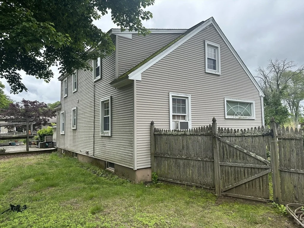 Photo of 83 Memorial Dr.