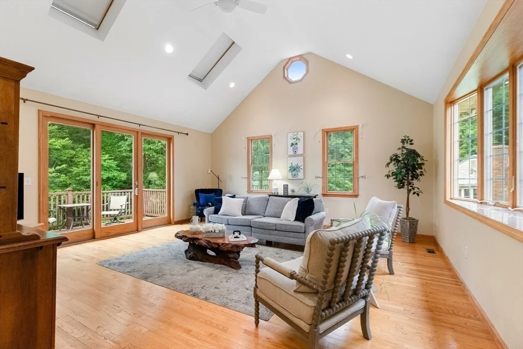 Photo of 8 Indian Lane