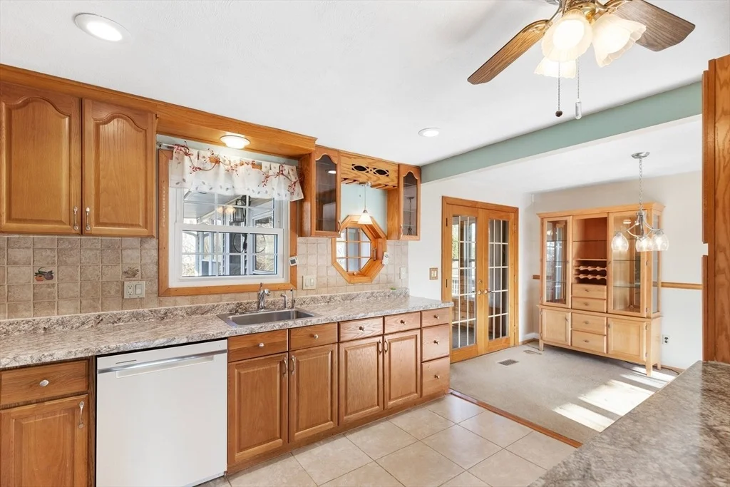 Photo of 10 Paulette Dr