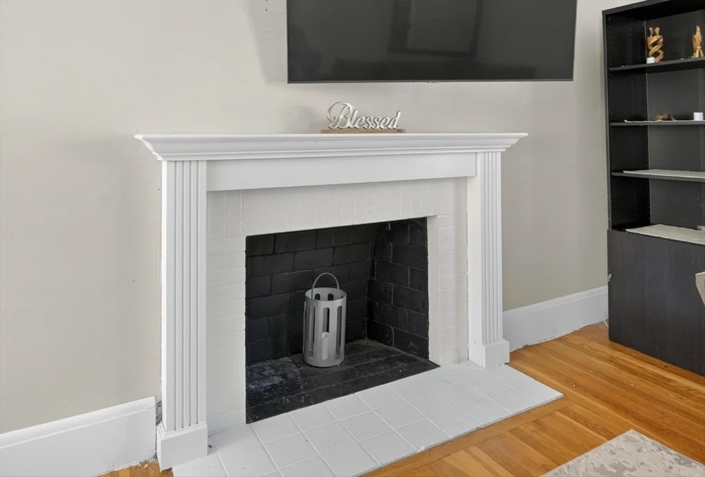 Photo of 18 Hillside Dr