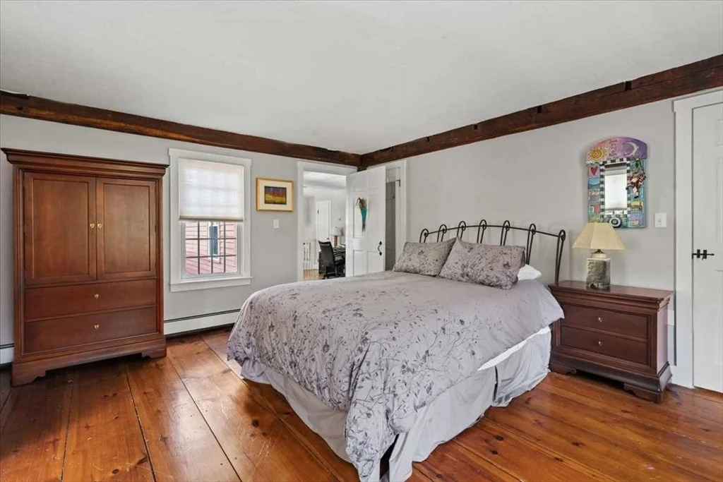 Photo of 9 Bay Path Dr