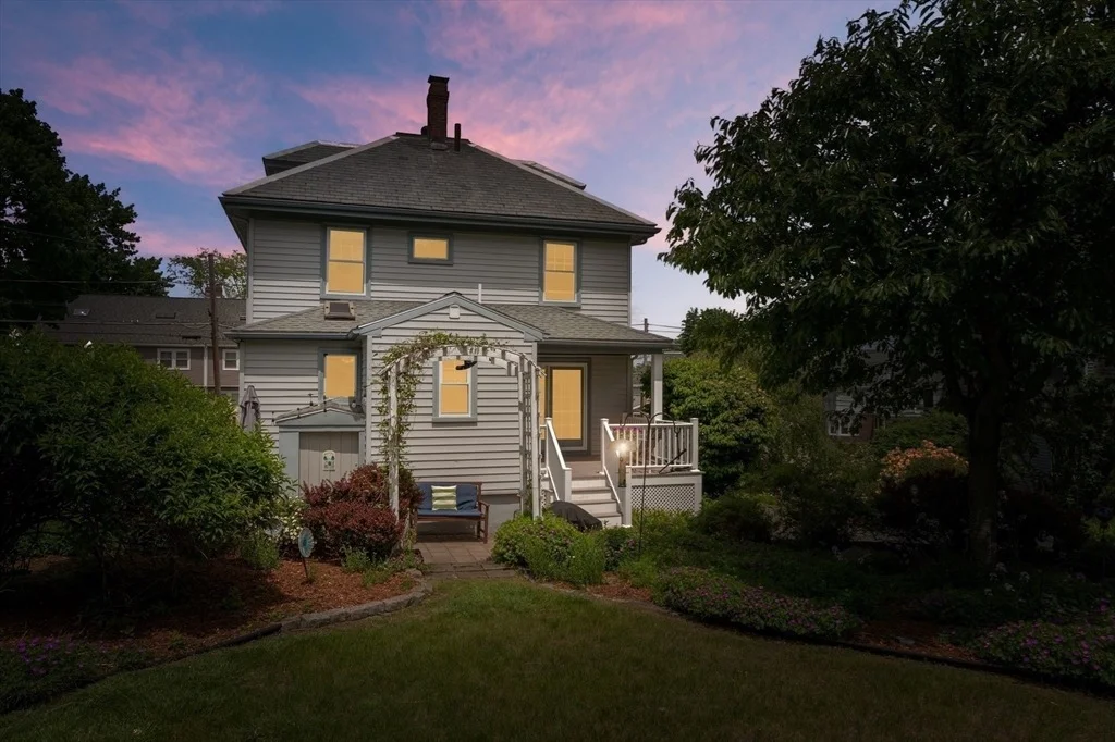Photo of 6 Buttonwood Lane