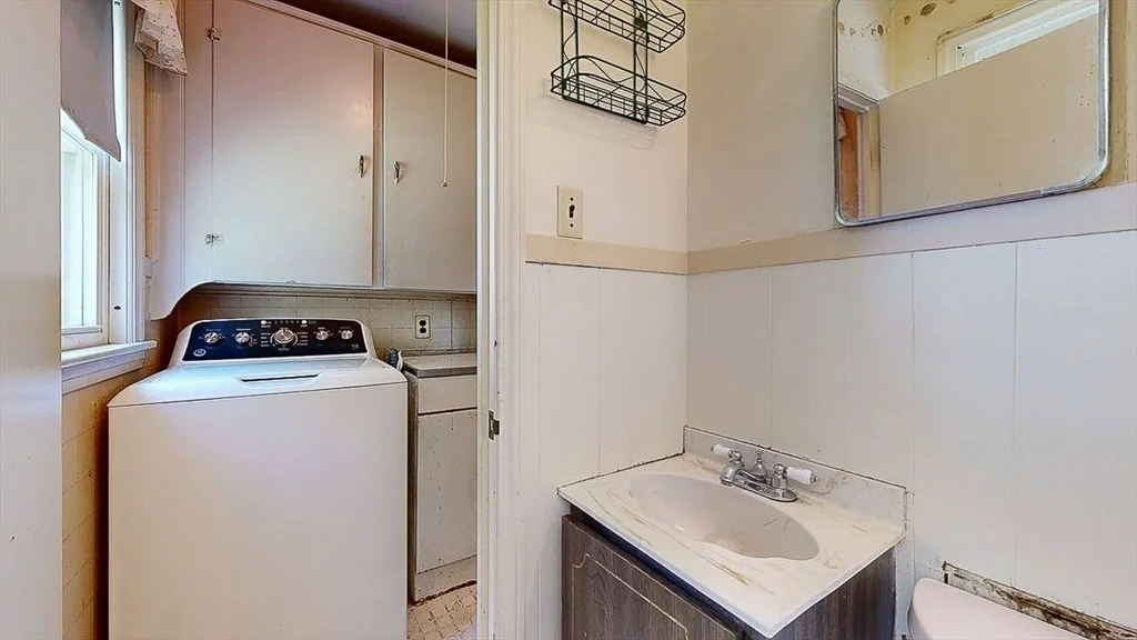 Photo of 120 Hillcroft Ave
