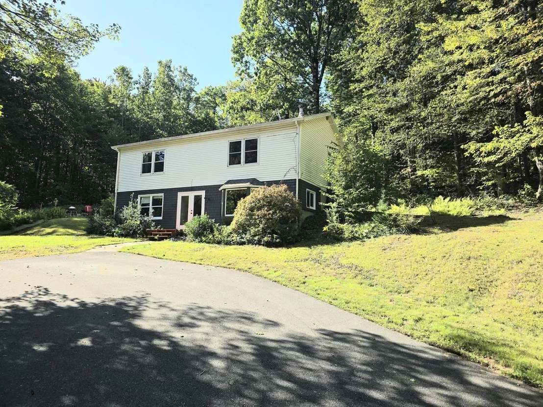 Photo of 97 Orange Rd