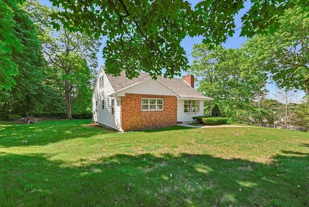 Photo of 24 Cherry St