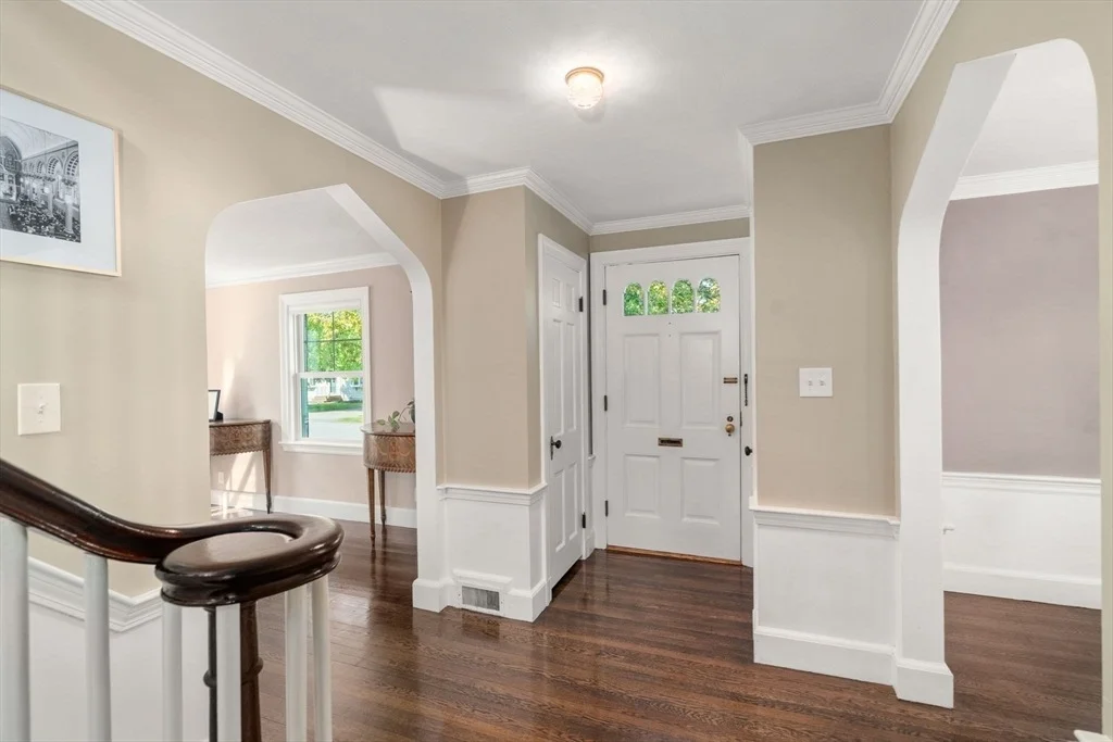 Photo of 52 Beaufort Ave