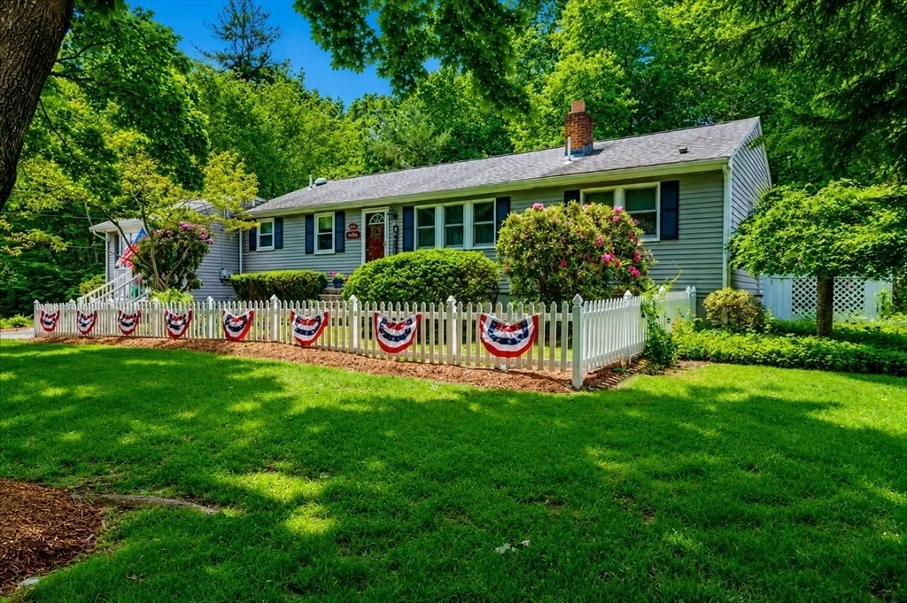 Photo of 579 Walnut St
