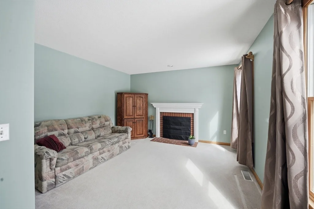 Photo of 66 Penrose Dr