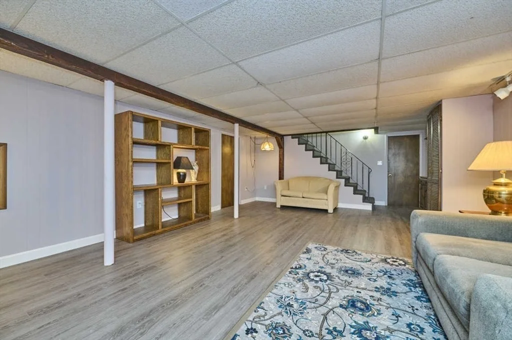 Photo of 2 Sheffield Dr