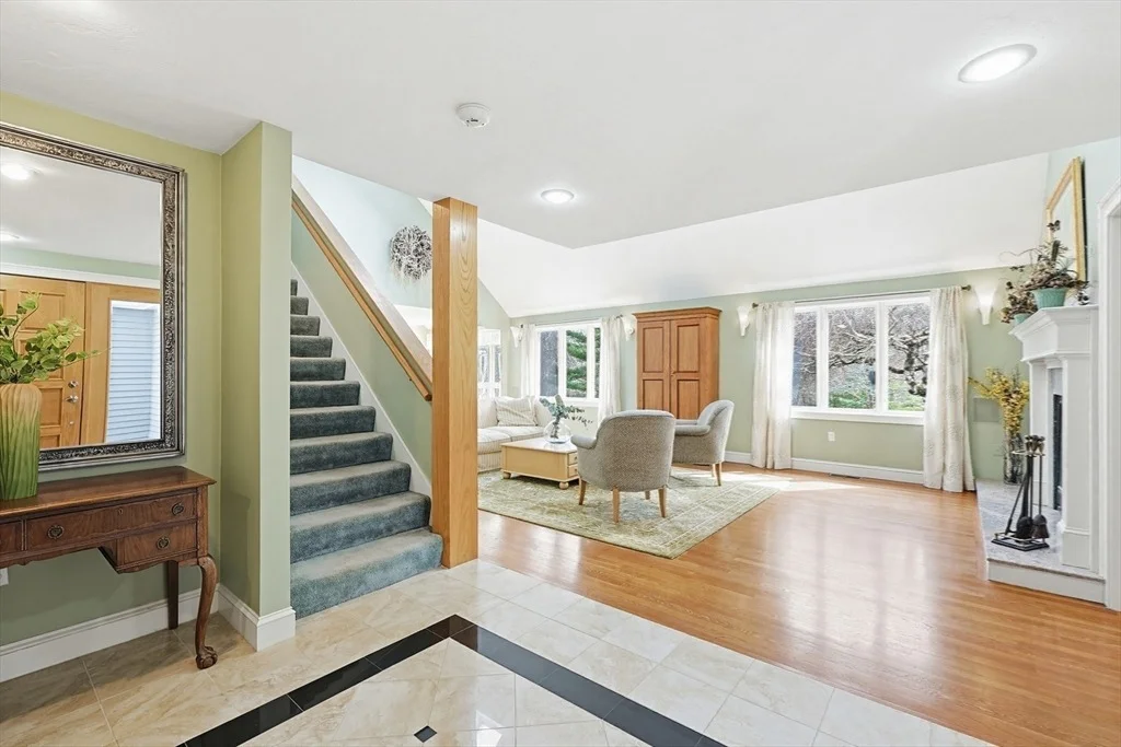 Photo of 212 West St