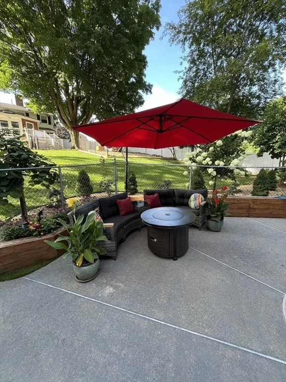 Photo of 74 Rose Hill Way
