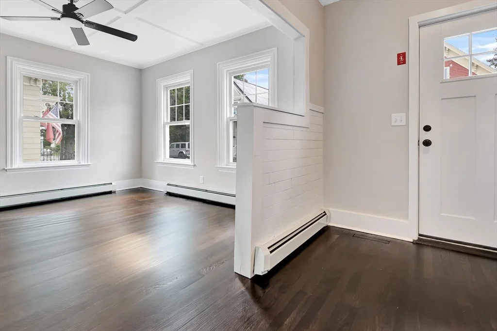 Photo of 81 Middlesex St