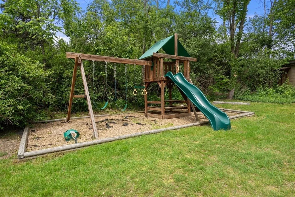 Photo of 11 Foxhill Rd
