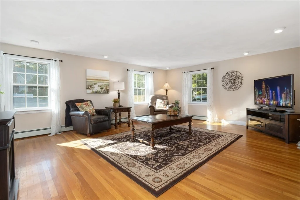 Photo of 12 Thomas Rd