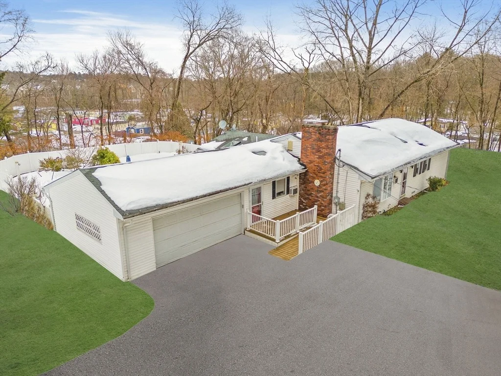 Photo of 79 Royce Rd